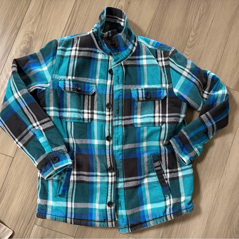 American Eagle Outfitters Teal and Black Plaid Jacket Sherpa Lined Button up